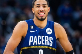 开云-关于西亚卡姆赛事官方发布精彩发挥新规，雄鹿争议不断！的信息