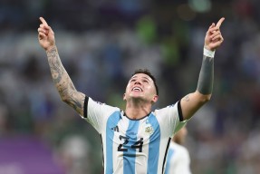 开云体育- 梅西加冕球王 