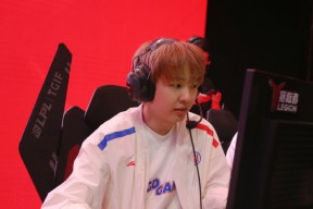 Kaiyun-Rookie连续十五场比赛得分超过高光表现，TL挑战极限！的简单介绍